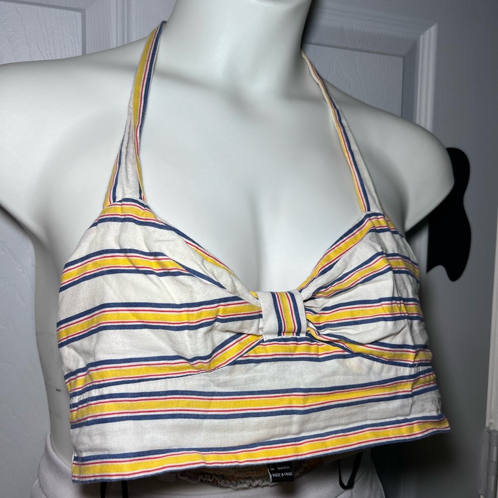 Crop top - Picture 2 of 3